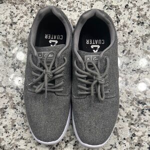 CUATER Men's Gray Sneakers